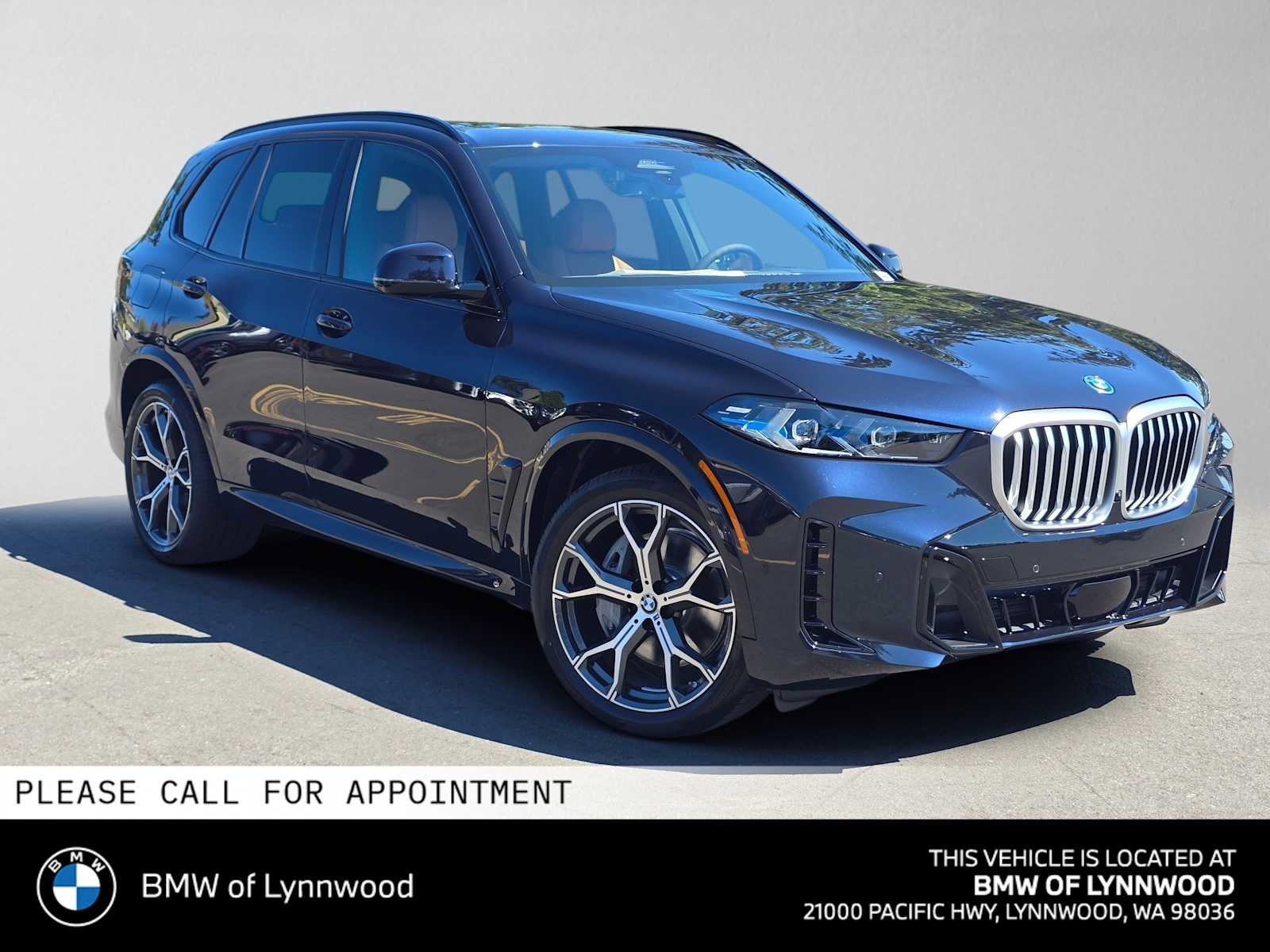 New 2026 BMW X5 xDrive50e w/ M Sport Package AWD/4WD image 1