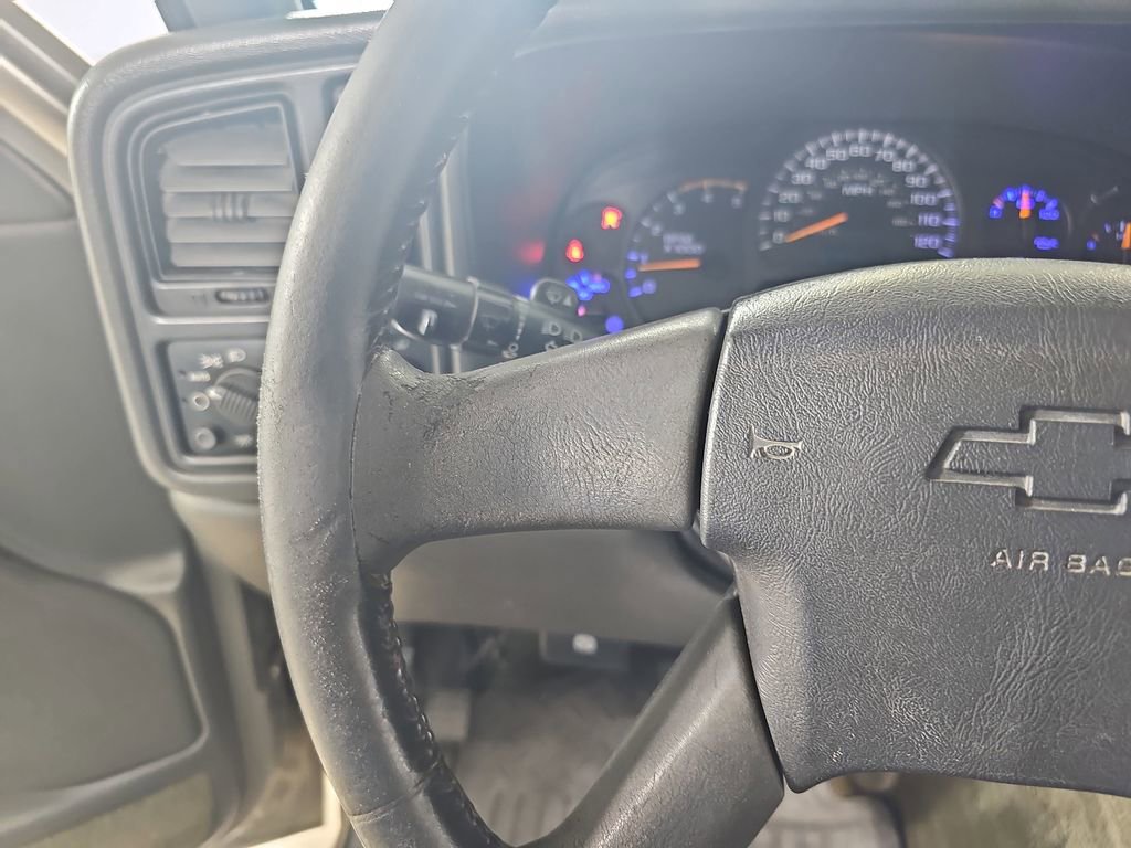 Used 2003 Chevrolet Silverado 2500 LS image 21