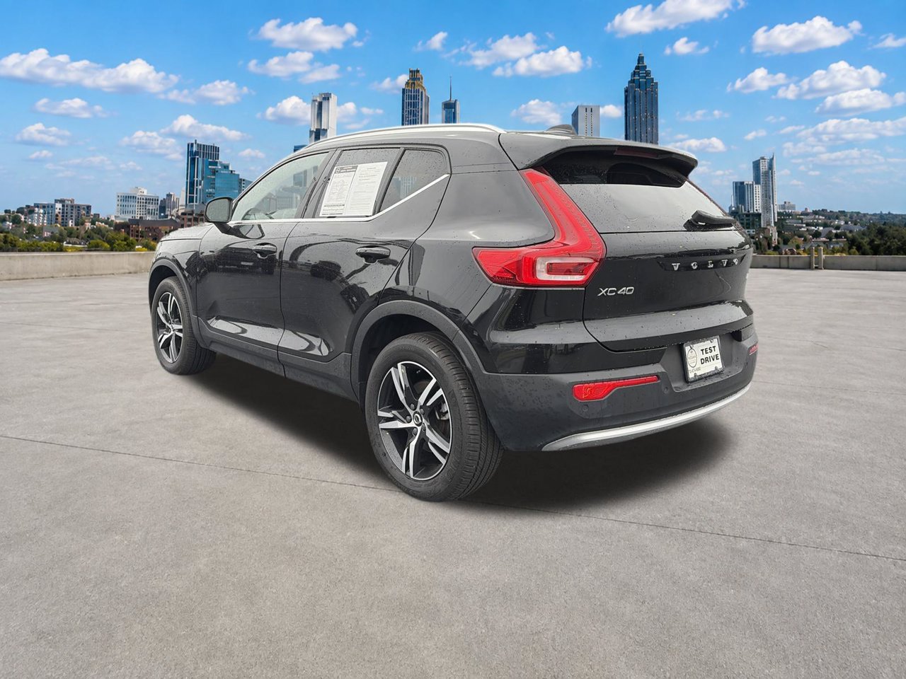 Used 2025 Volvo XC40 B5 Core AWD/4WD image 22