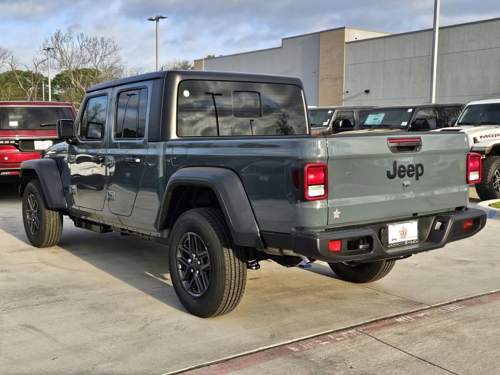 New 2026 Jeep Gladiator Sport AWD/4WD image 3