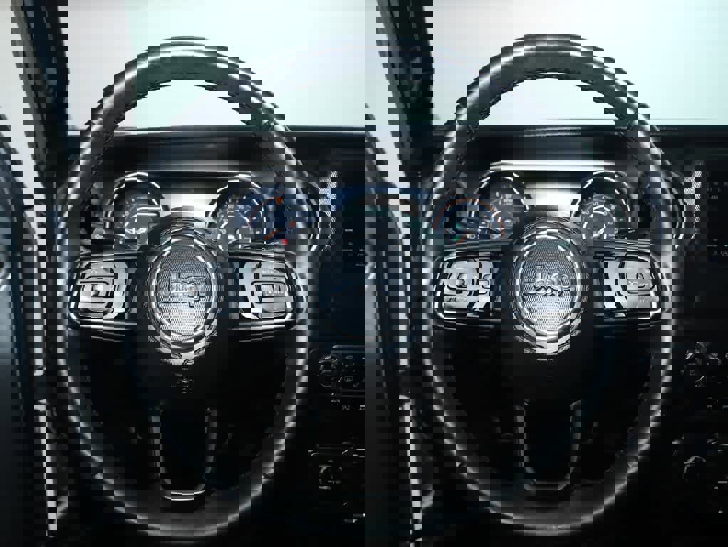 Used 2018 Jeep Wrangler Unlimited Sport S image 22