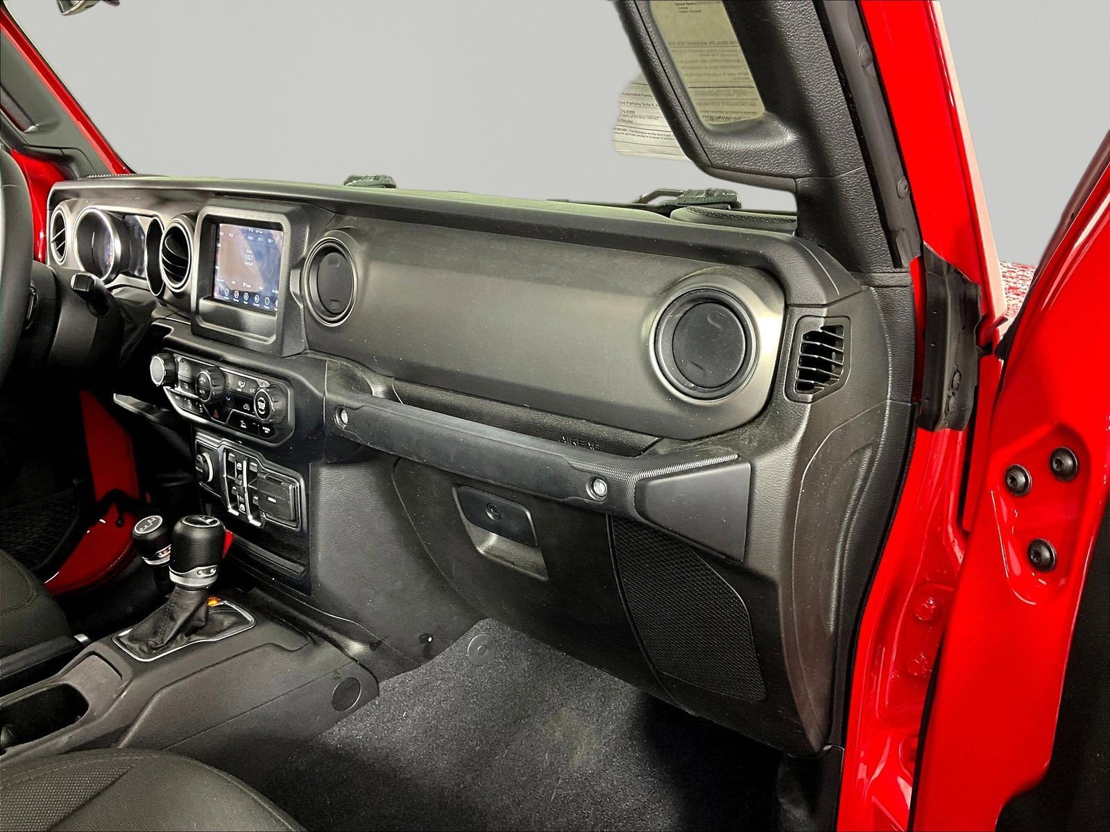 Used 2023 Jeep Gladiator Sport AWD/4WD image 25