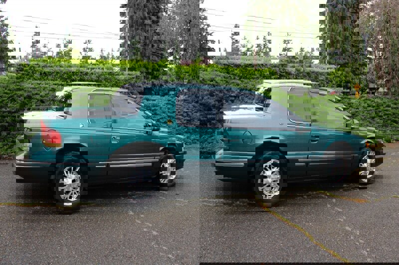 Used 1997 Mercury Cougar XR7 image 3