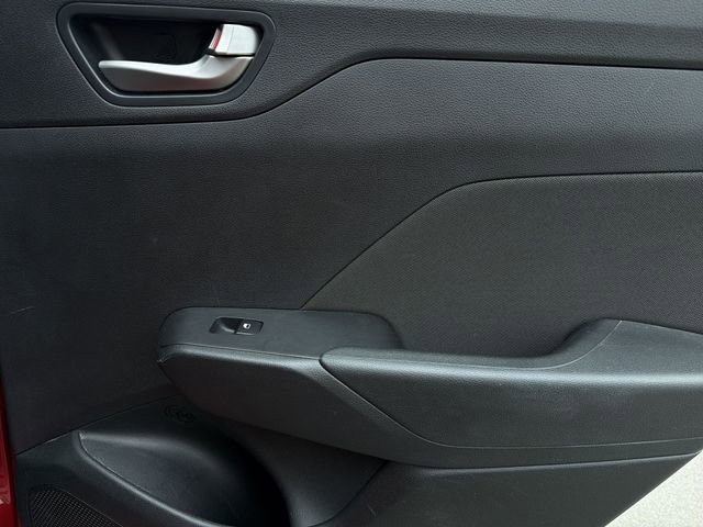 Used 2019 Hyundai Accent SE FWD image 37