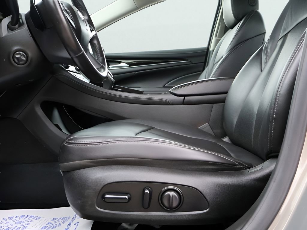 Used 2018 Buick LaCrosse Essence FWD image 35