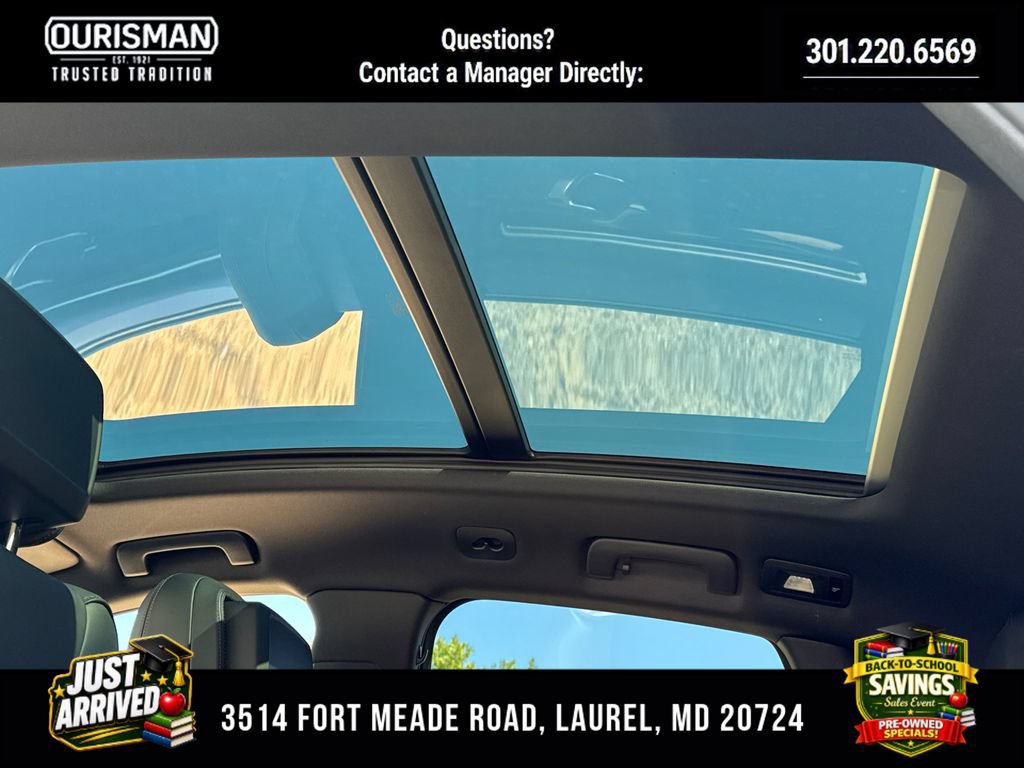 Used 2021 Porsche Macan AWD/4WD image 17