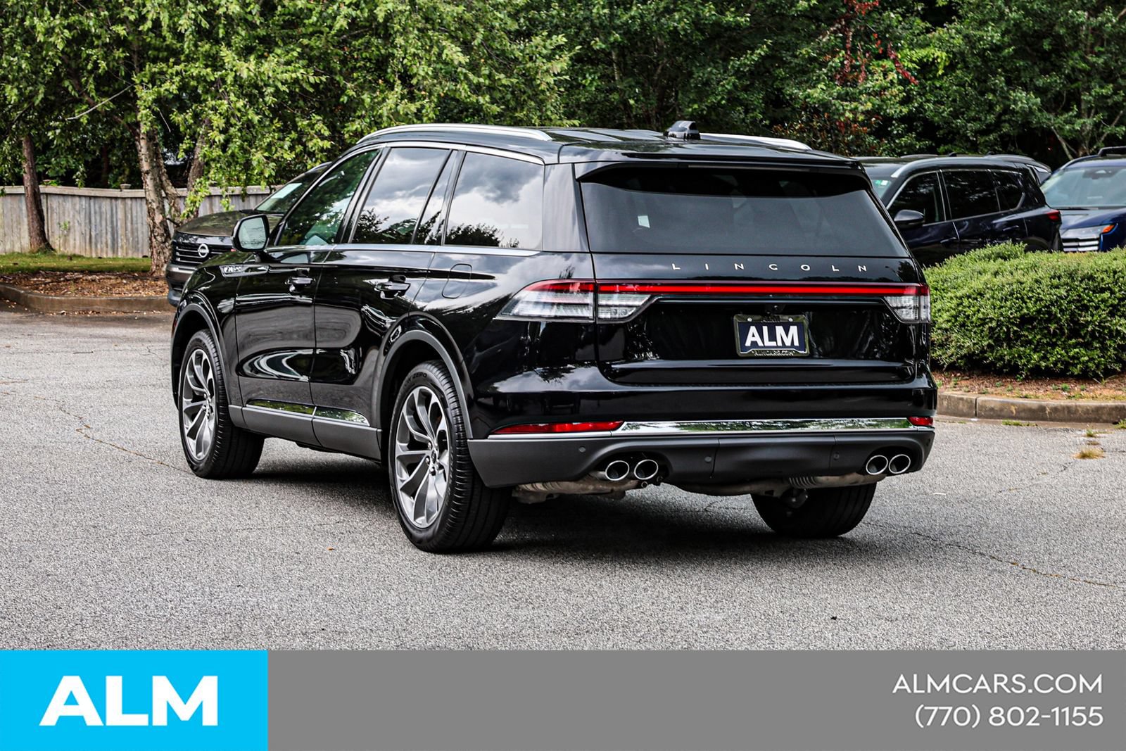 Used 2025 Lincoln Aviator Reserve AWD/4WD image 8