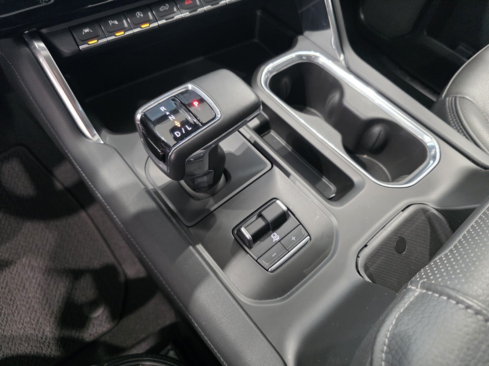 Used 2024 GMC Sierra 1500 Denali AWD/4WD image 21