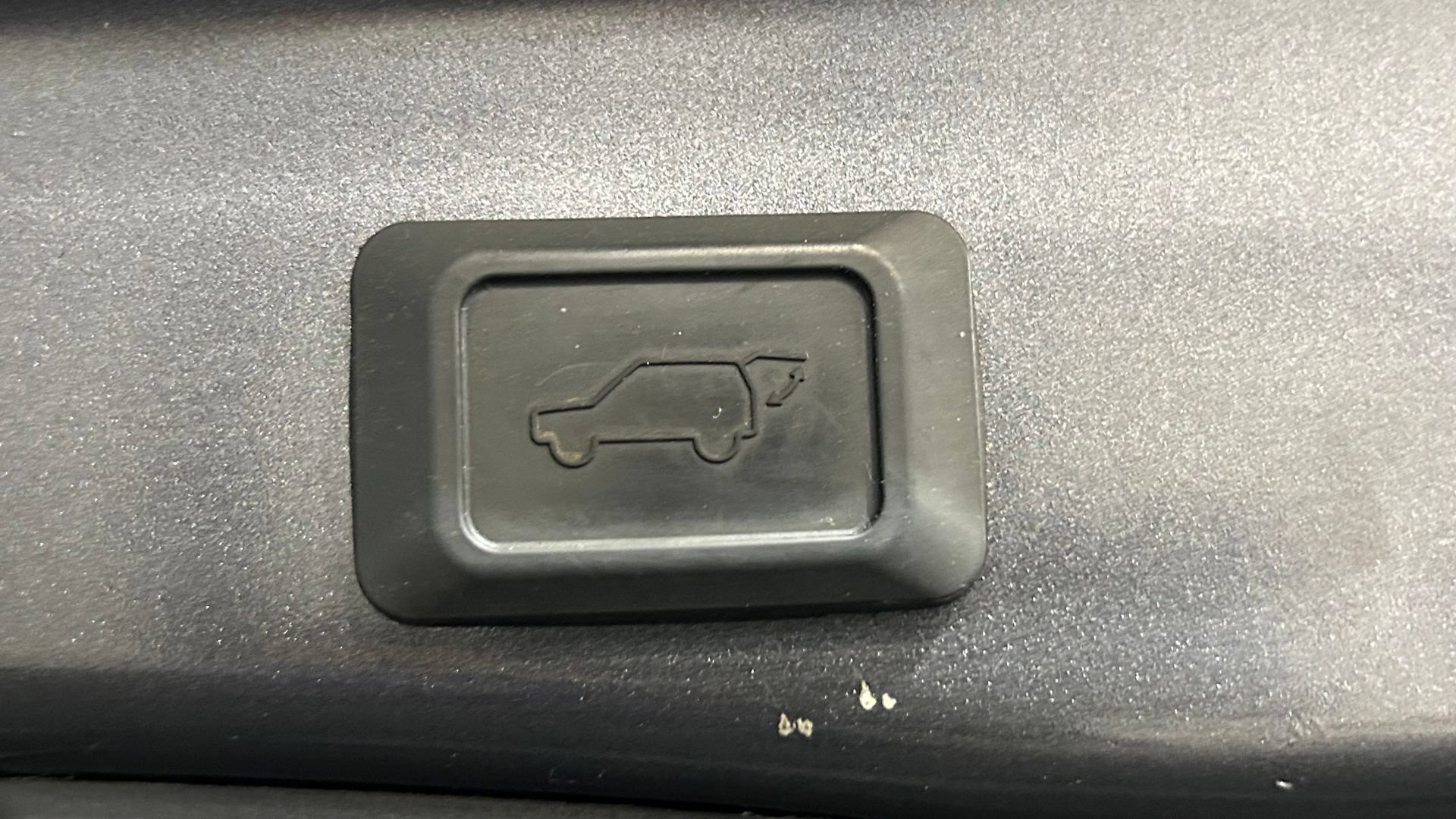 Used 2022 Toyota RAV4 XLE w/ Convenience Package AWD/4WD image 26