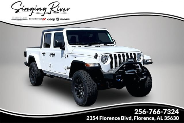 Used 2021 Jeep Gladiator Sport AWD/4WD image 1