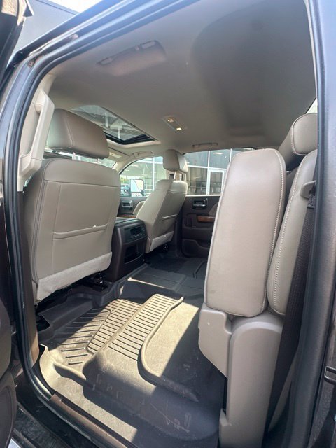 Used 2019 GMC Sierra 2500 SLT w/ Duramax Plus Package AWD/4WD image 39
