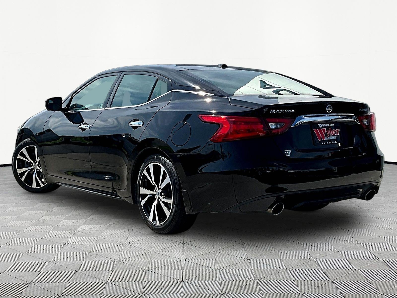 Used 2018 Nissan Maxima Platinum FWD image 4