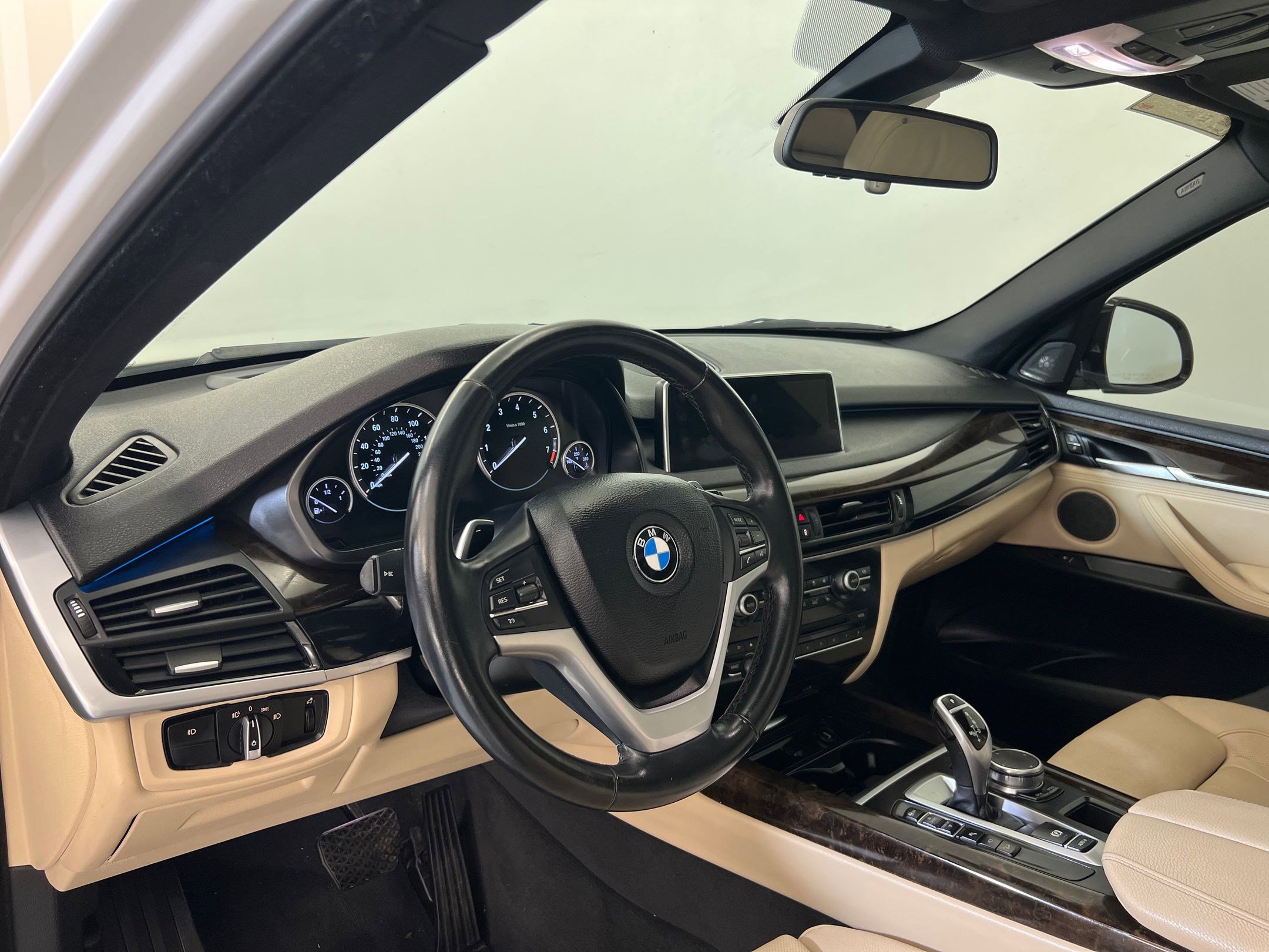 Used 2018 BMW X5 xDrive35i w/ Driving Assistance Package AWD/4WD image 4