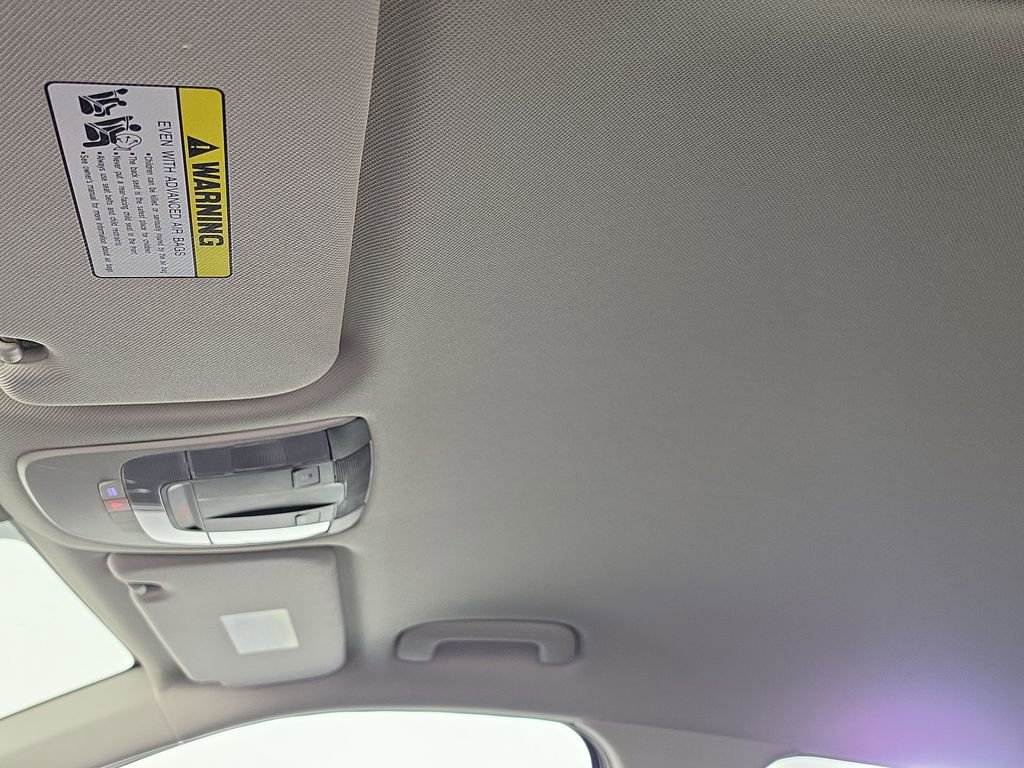 Certified 2026 Kia Sorento LX FWD image 24