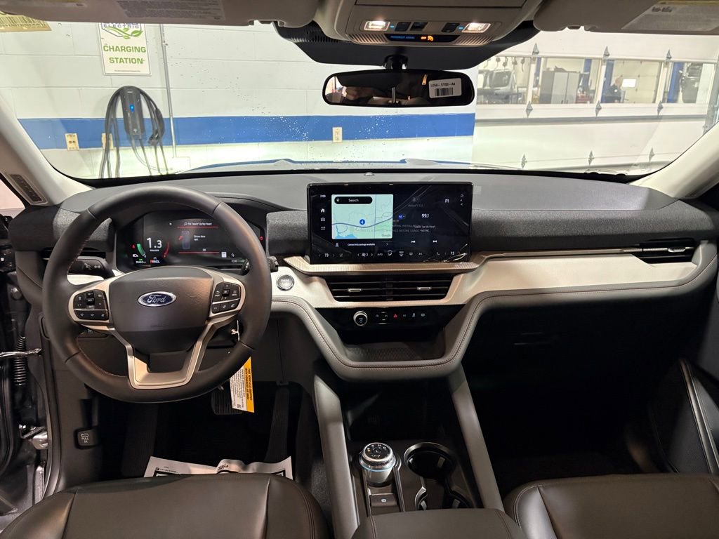 New 2026 Ford Explorer Active w/ Active Comfort Package image 15