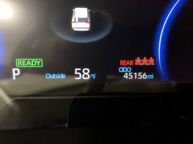 Used 2023 Toyota RAV4 XLE Premium image 18