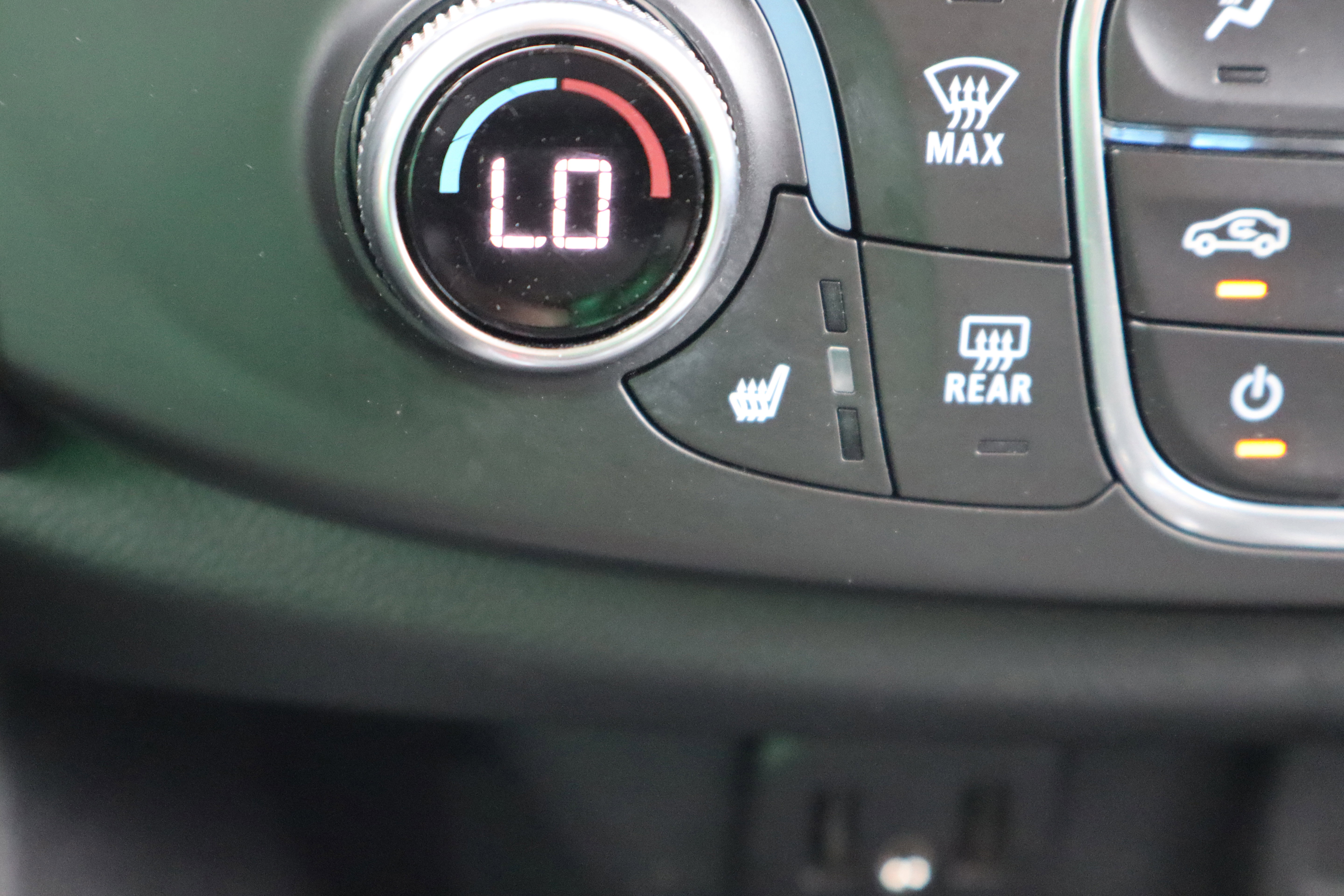 Used 2019 Chevrolet Traverse LT image 22