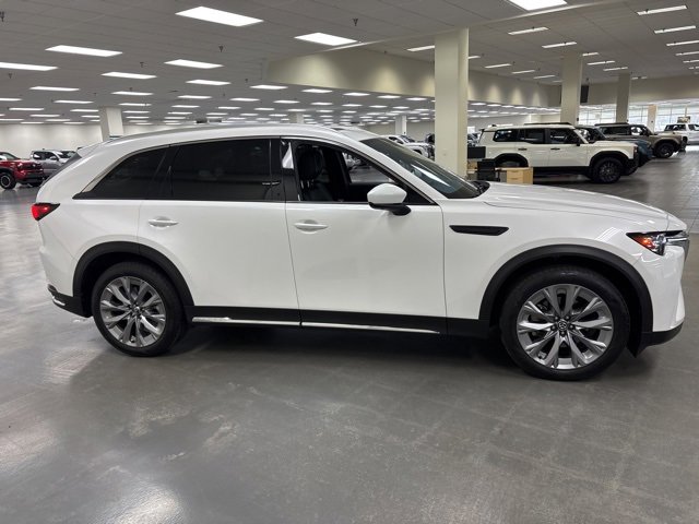 Used 2024 MAZDA CX-90 3.3 Turbo w/ Premium Plus Pkg image 8