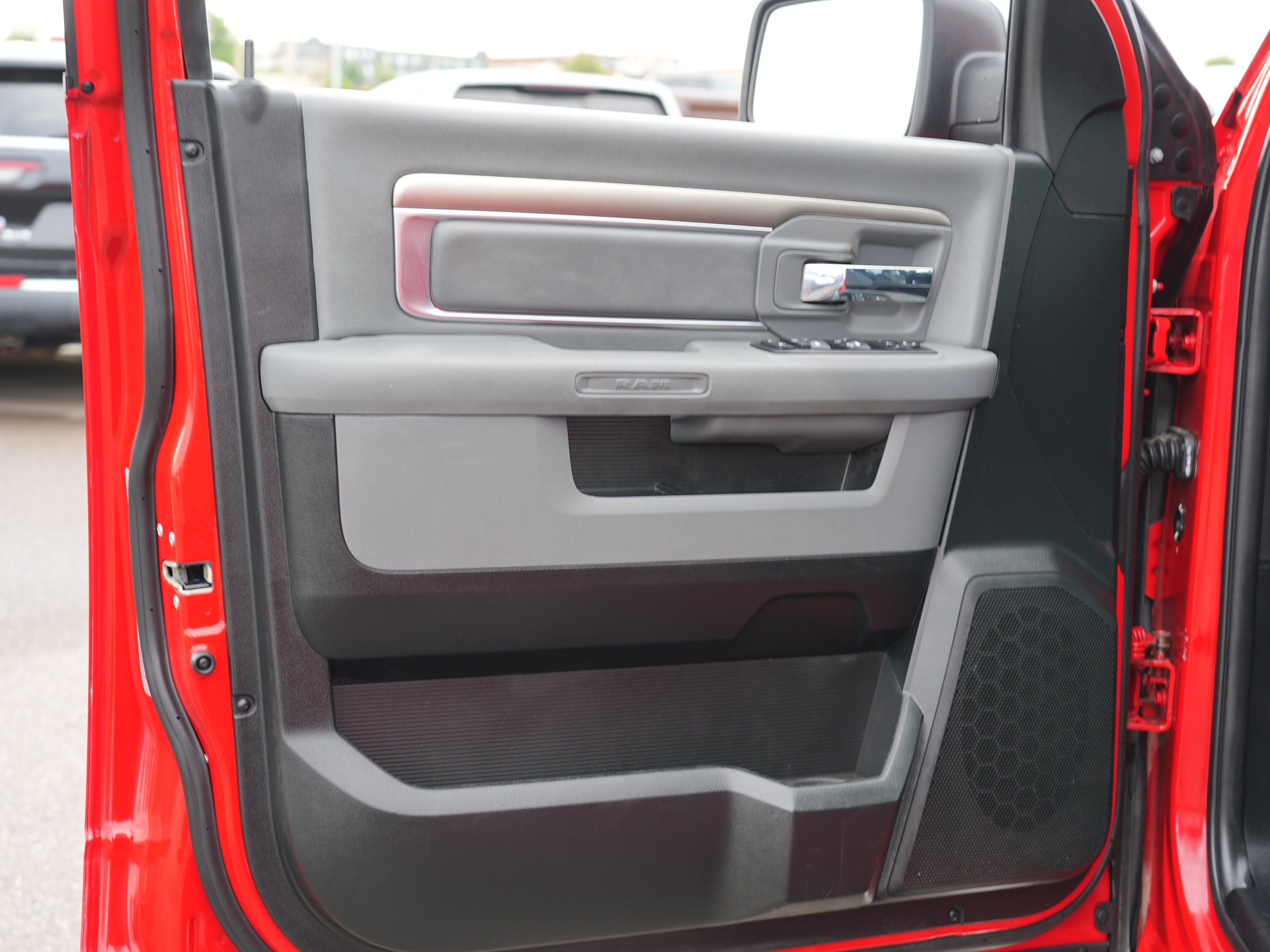 Used 2017 RAM 1500 Big Horn AWD/4WD image 14