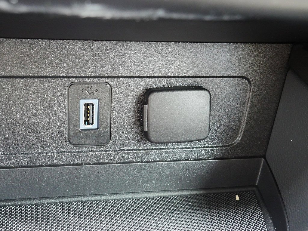 Used 2018 Ford Escape Titanium AWD/4WD image 45