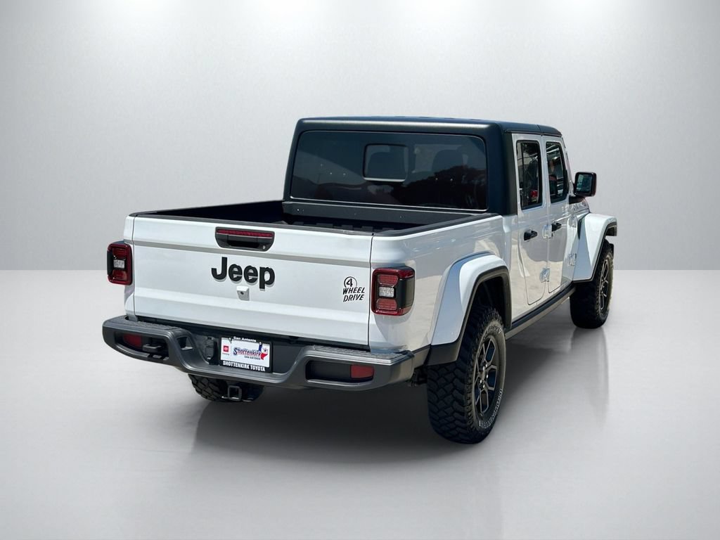 Used 2024 Jeep Gladiator Sport AWD/4WD image 5