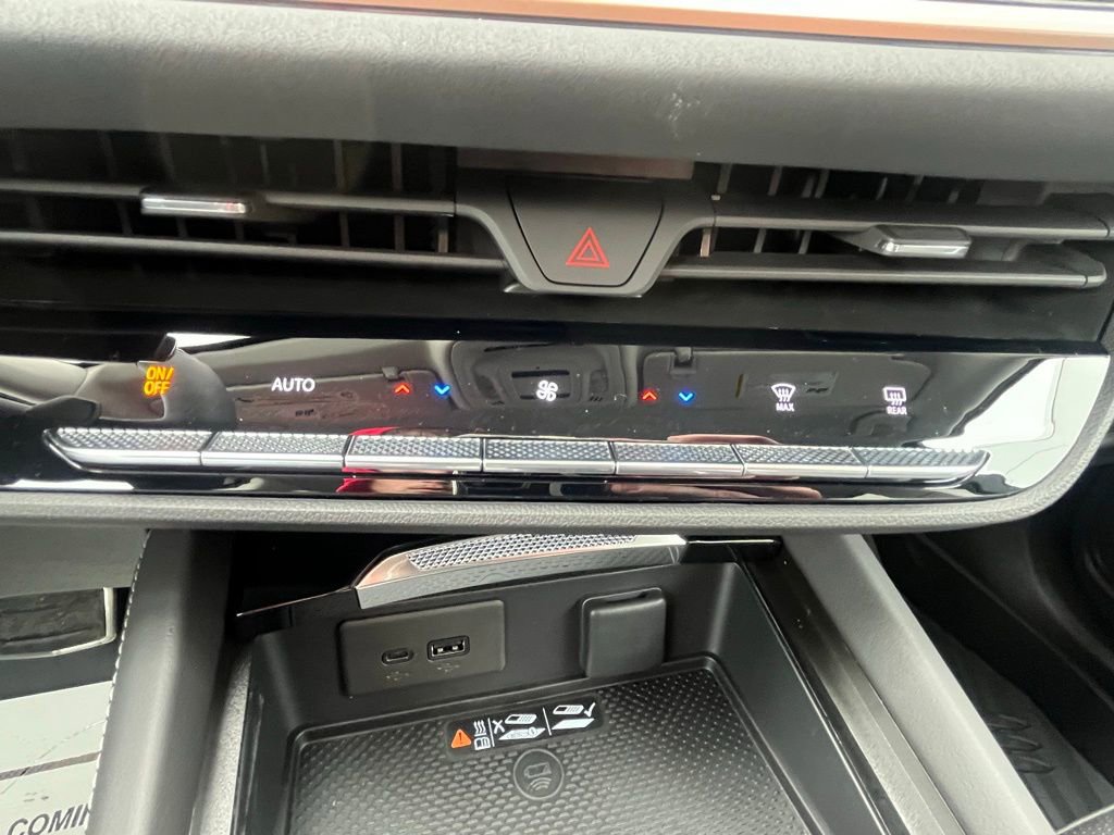 New 2026 Buick Envision Sport Touring image 36