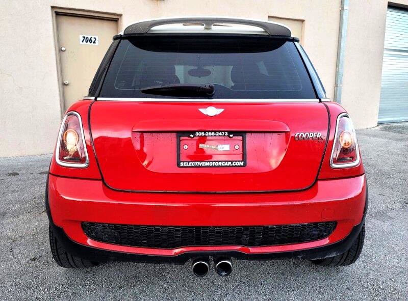 Used 2010 MINI Cooper S image 6