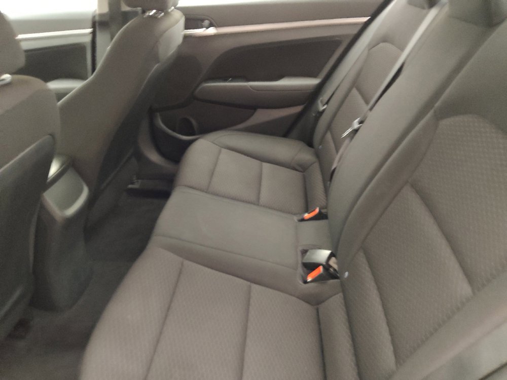 Used 2020 Hyundai Elantra SEL w/ Cargo Package (C1) FWD image 18
