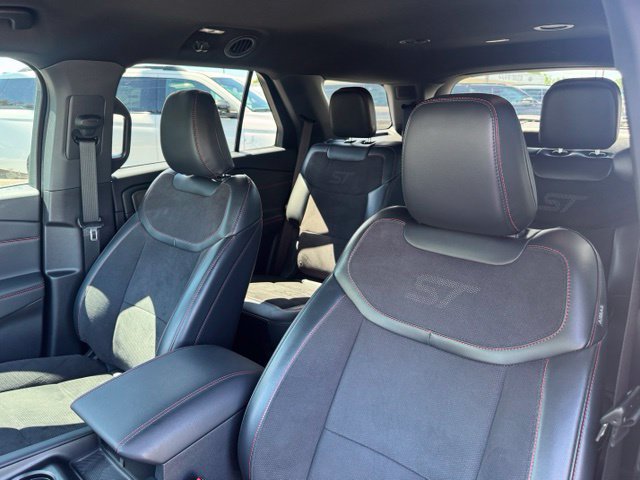 Used 2025 Ford Explorer ST AWD/4WD image 28