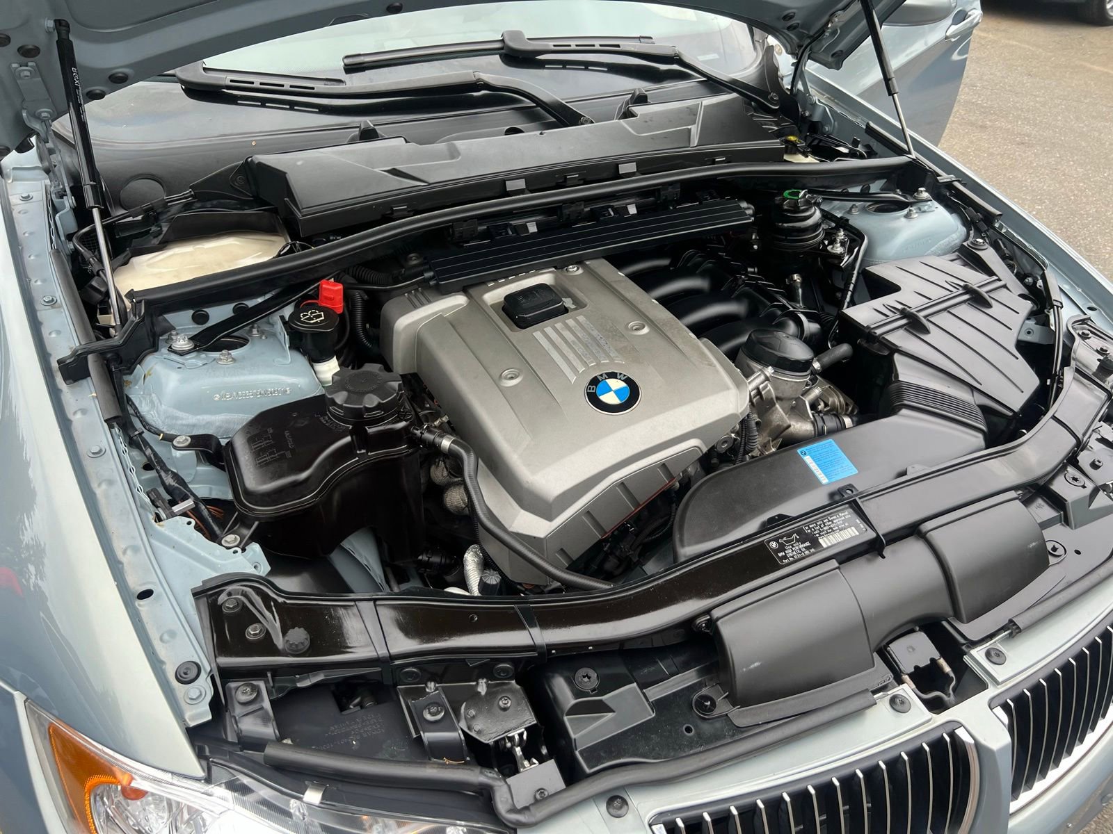Used 2006 BMW 330xi Sedan AWD/4WD image 10