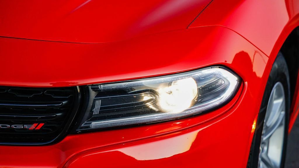 Used 2022 Dodge Charger SXT image 5