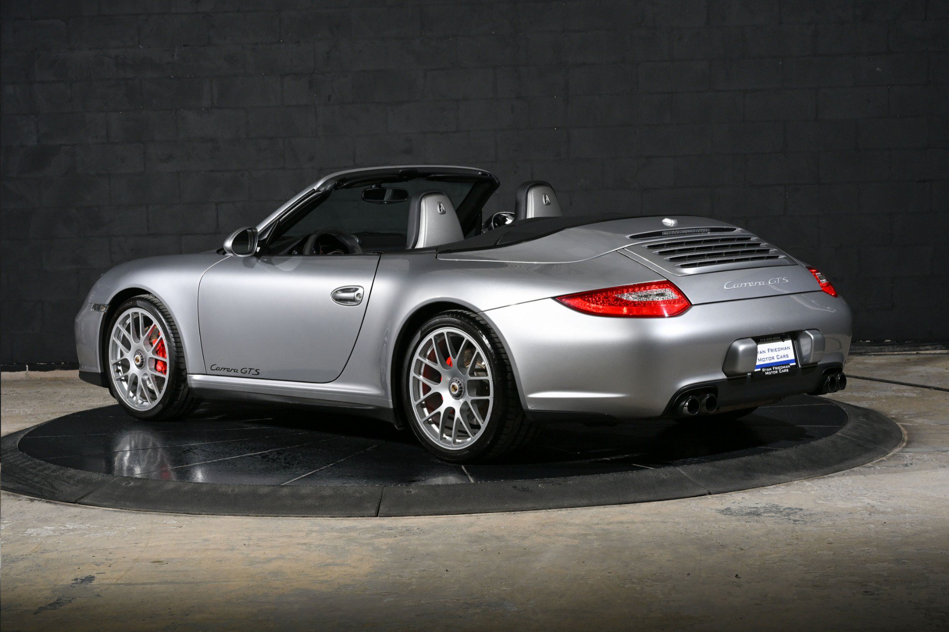 Used 2011 Porsche 911 Carrera GTS RWD image 15