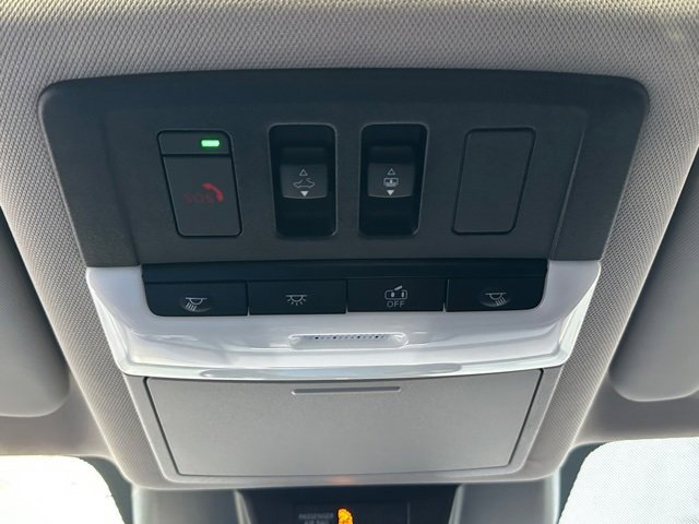 Certified 2022 Nissan Rogue SV w/ SV Premium Package image 37