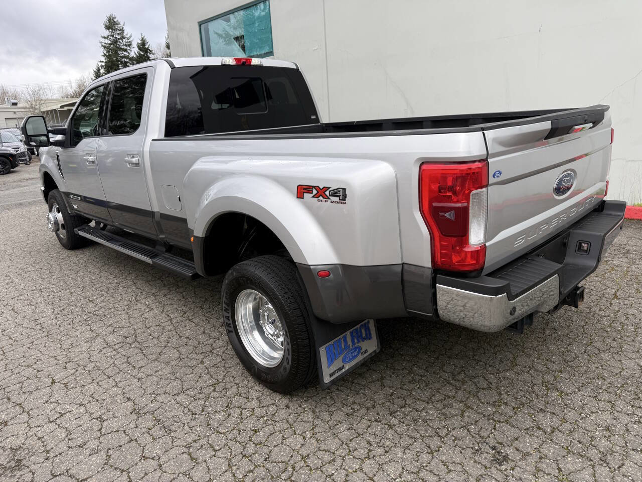 Used 2017 Ford F350 Lariat w/ Lariat Value Package image 61