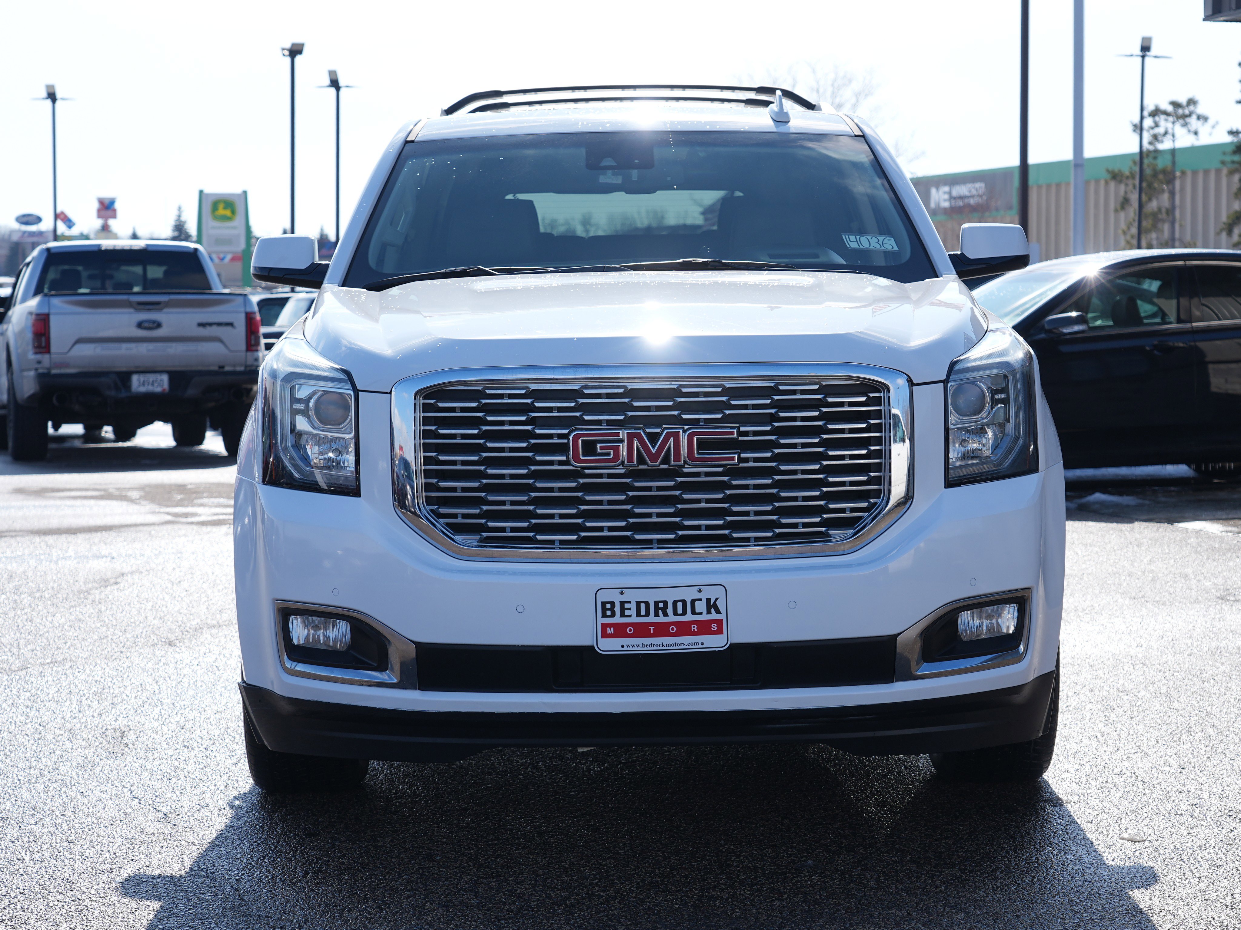 Used 2019 GMC Yukon XL Denali w/ Open Road Package image 8