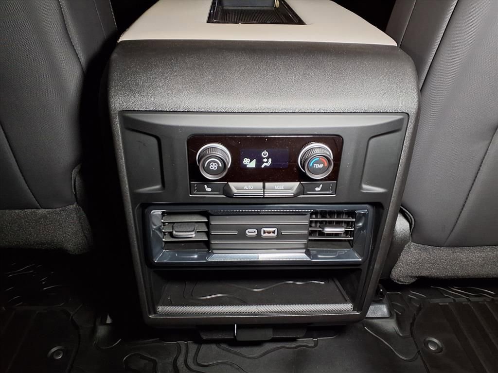 Used 2026 GMC Hummer EV SUV image 12