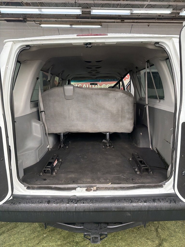 Used 2011 Ford E-350 and Econoline 350 XL w/ PWR Windows & Locks Group image 13
