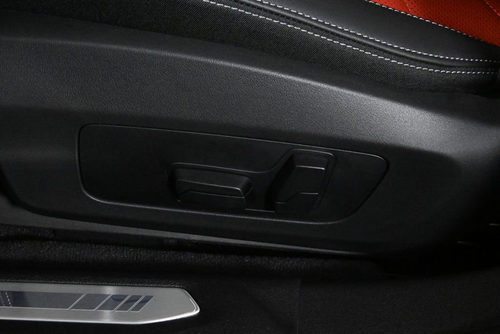 Used 2026 BMW 228i xDrive w/ Technology Package image 27