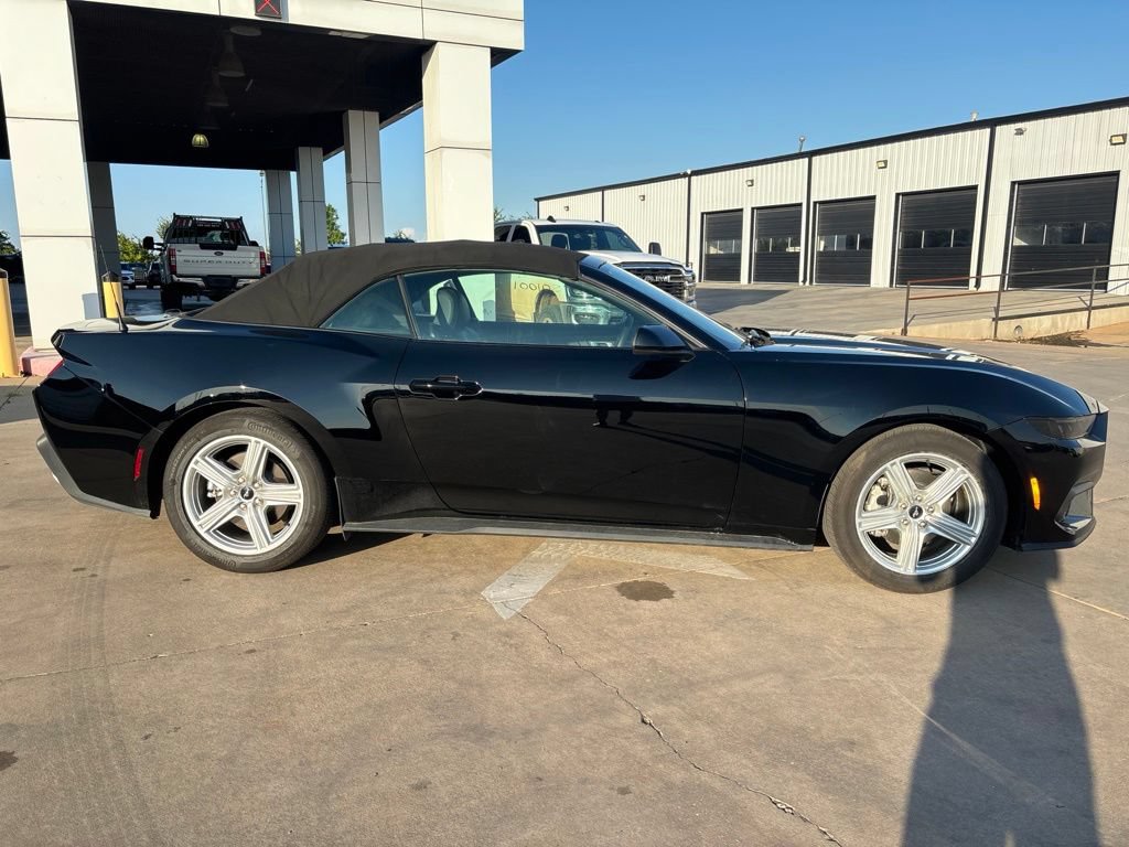 Used 2026 Ford Mustang Premium RWD image 7