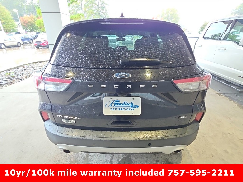 Used 2020 Ford Escape Titanium image 7