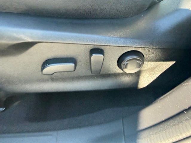 Used 2023 Subaru Forester Premium image 19