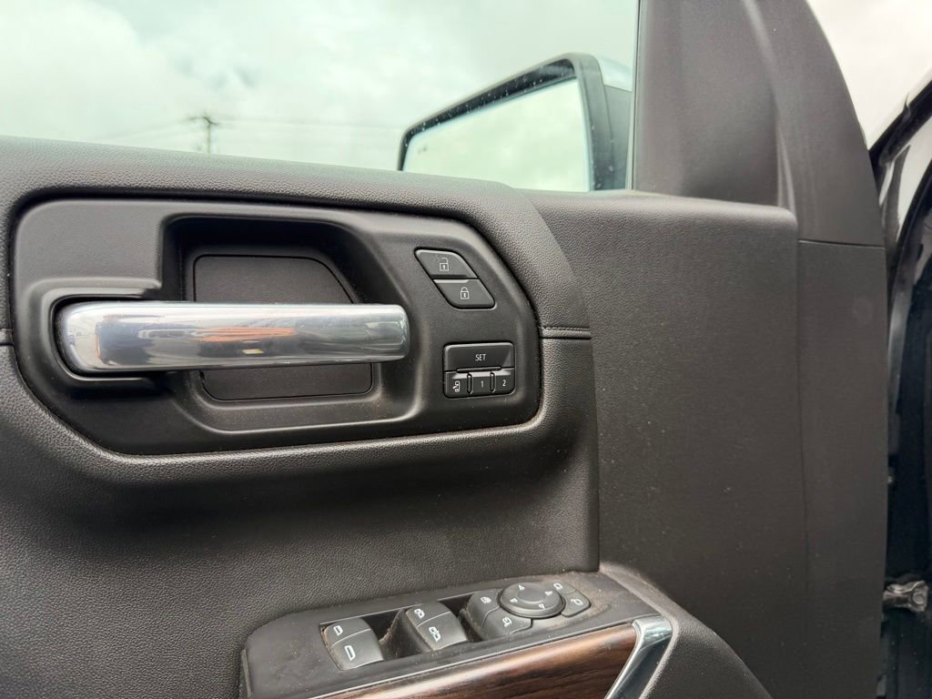 Used 2019 GMC Sierra 1500 SLT w/ SLT Convenience Package AWD/4WD image 14
