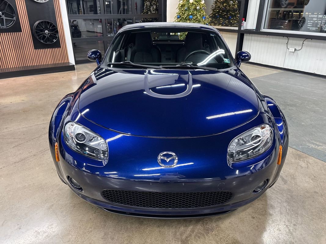 Used 2008 MAZDA MX-5 Miata Sport image 23