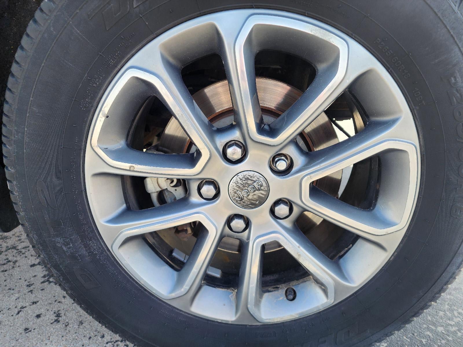 Used 2014 Jeep Grand Cherokee Limited AWD/4WD image 30