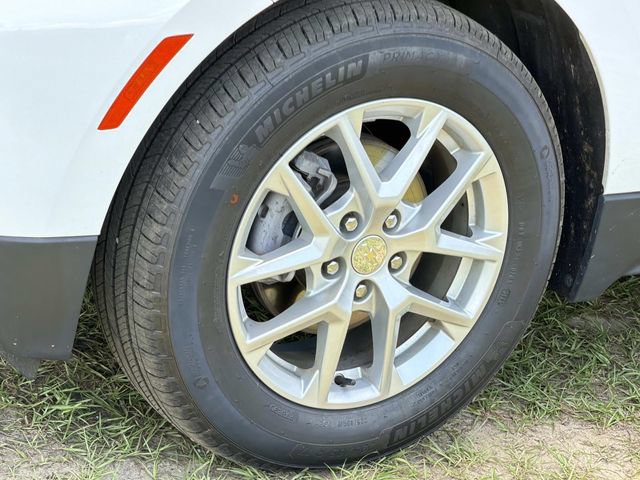 Used 2023 Chevrolet Equinox LS FWD image 14