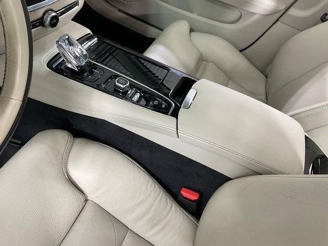 Used 2021 Volvo S60 T8 Inscription w/ Climate Package AWD/4WD image 17