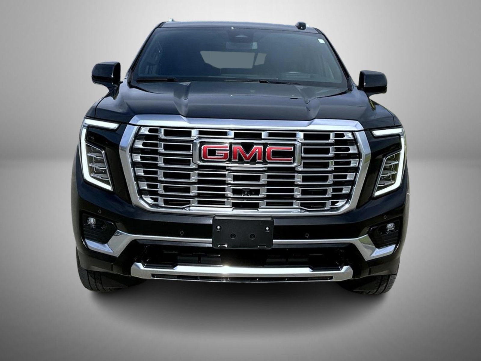 Used 2025 GMC Yukon XL Denali AWD/4WD image 2