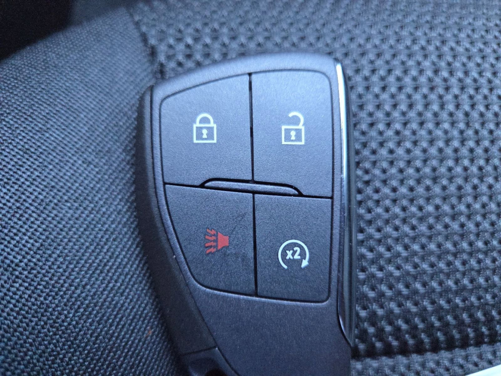 New 2026 GMC Canyon Elevation w/ Convenience Package image 36