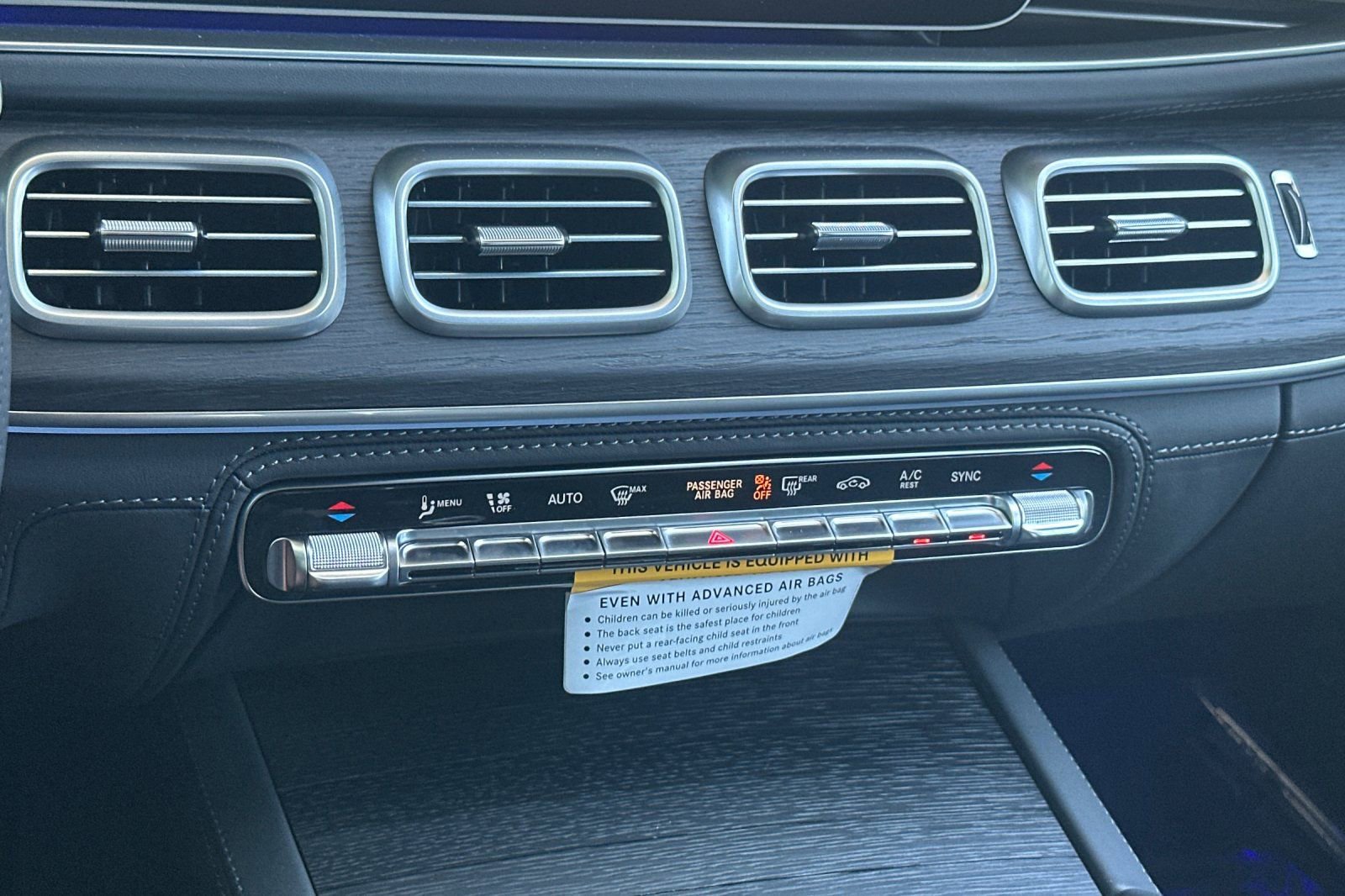 New 2026 Mercedes-Benz GLS 63 AMG 4MATIC image 17