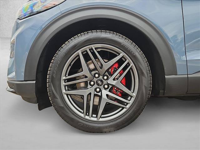 Used 2025 Ford Explorer ST AWD/4WD image 25